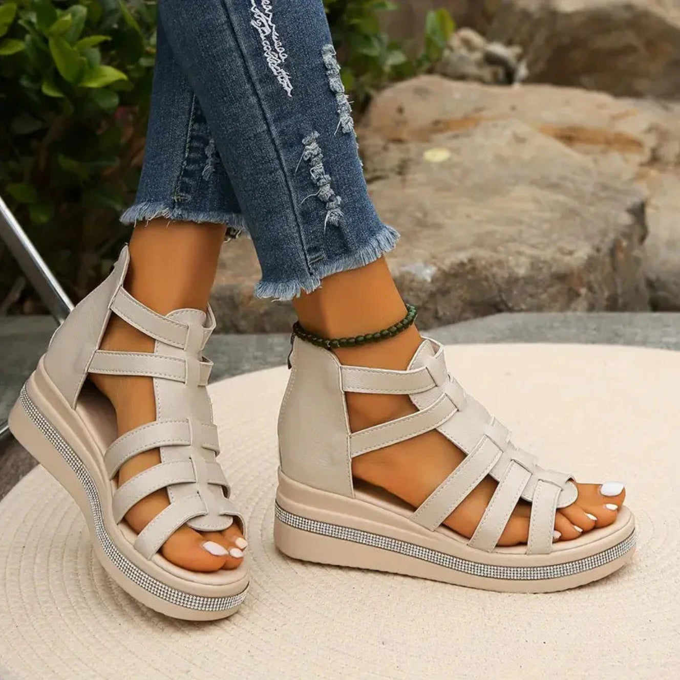 Beige / UK 3